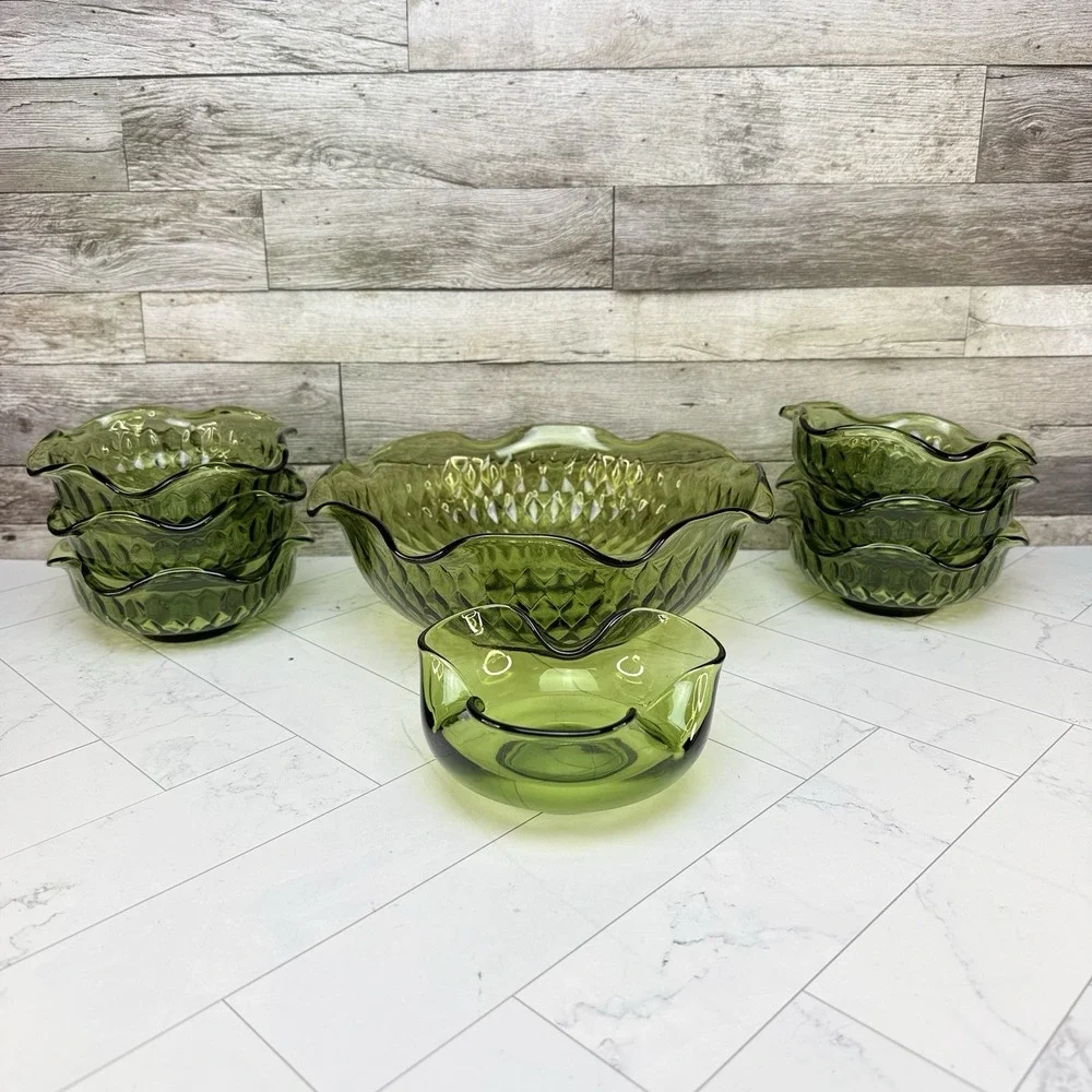 Indiana Glass Avocado Green Diamond Point Ruffled Serving Bowls - Set of 8